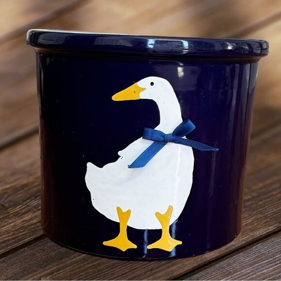Vintage Blue Country Goose Decorative Jar Planter Pot. Blue Ribbon. Home Decor. - Picture 1 of 8